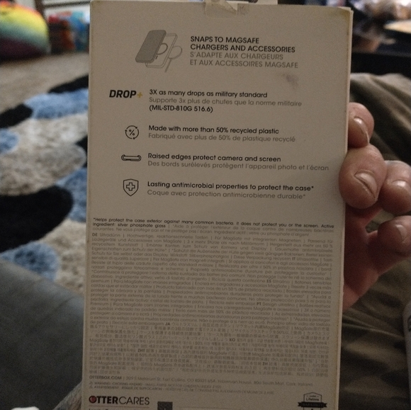 OtterBox ultra slim clear white case for iPhone 15 pro - Picture 2 of 2